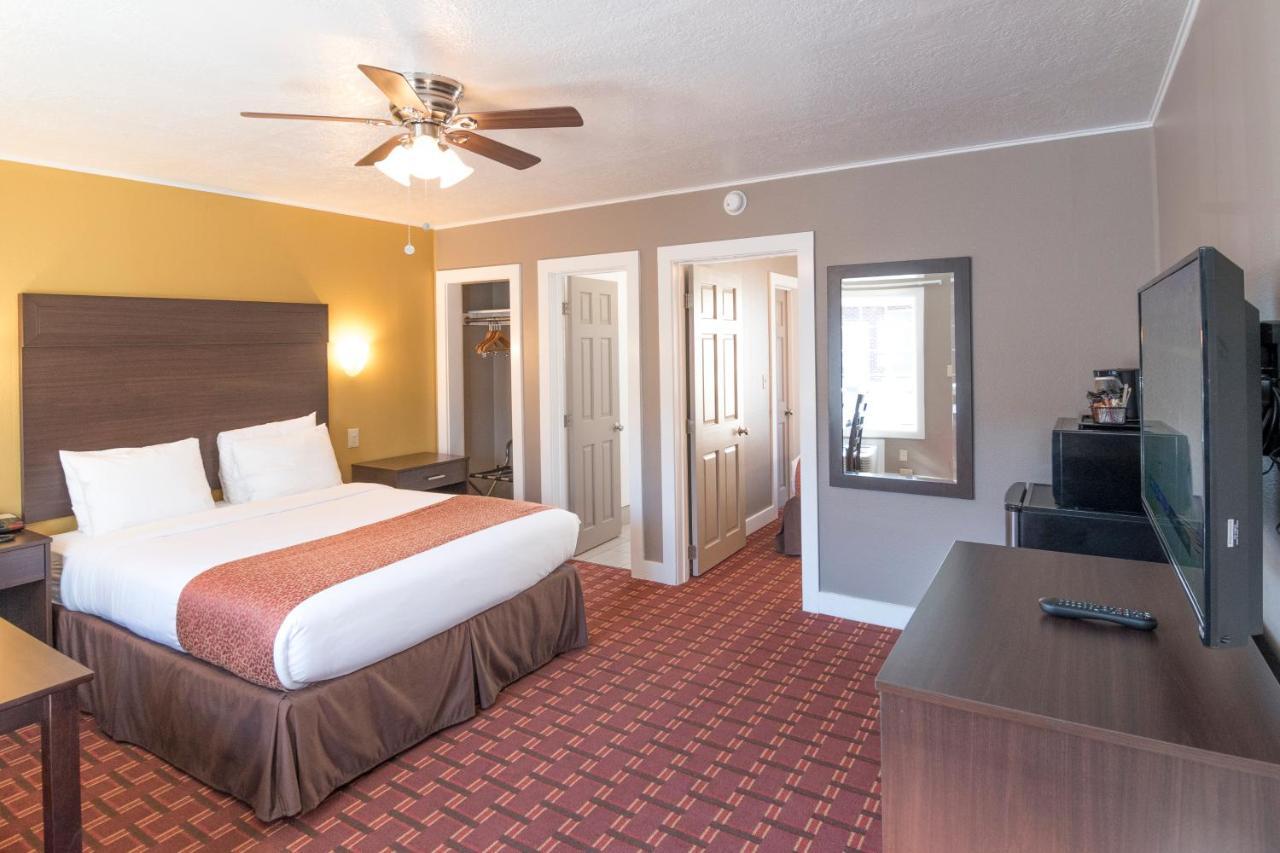 Capitol Hill Motel ポートランド エクステリア 写真